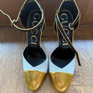 Gucci shoes white and gold size 40
